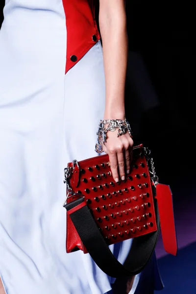 Look 56